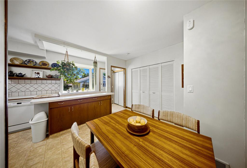 255 Southall, 3 Bedrooms Bedrooms, 13 Rooms Rooms,1 BathroomBathrooms,Residential,For Sale,Southall