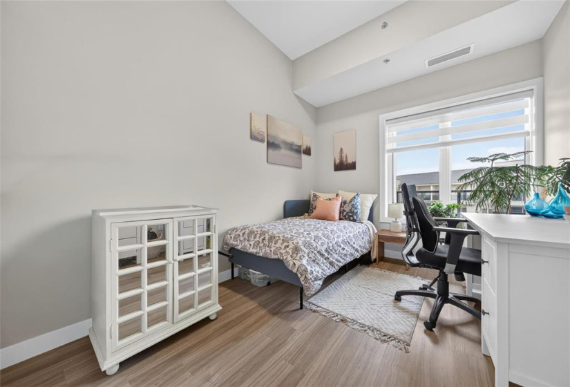 Spacious 2nd Bedroom
