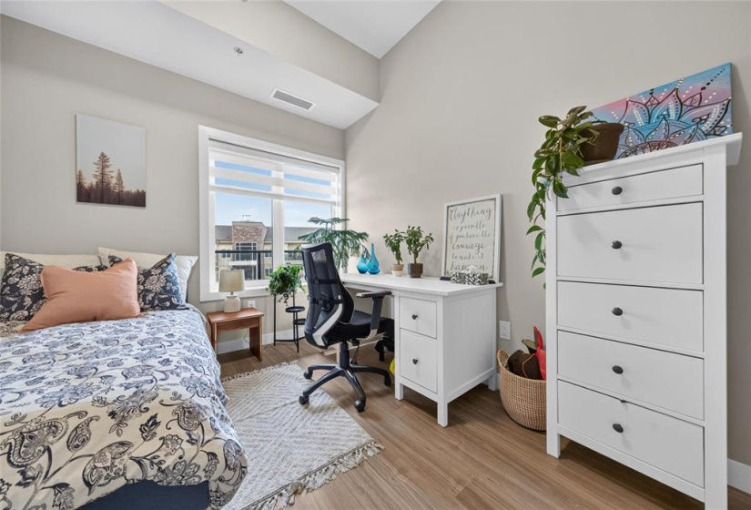 Spacious 2nd Bedroom