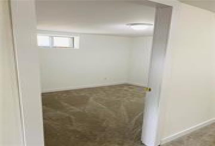 1017 McCalman, 4 Bedrooms Bedrooms, 9 Rooms Rooms,2 BathroomsBathrooms,Residential,For Sale,McCalman