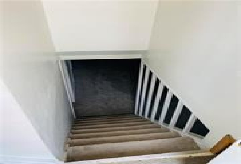 1017 McCalman, 4 Bedrooms Bedrooms, 9 Rooms Rooms,2 BathroomsBathrooms,Residential,For Sale,McCalman