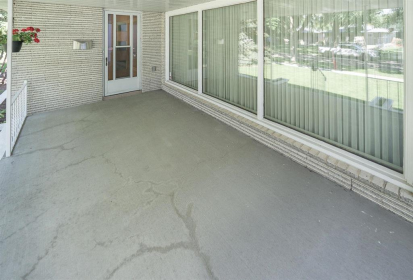 824 Elm, 3 Bedrooms Bedrooms, 10 Rooms Rooms,2 BathroomsBathrooms,Residential,For Sale,Elm