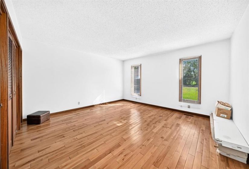 119 PARKVIEW, 3 Bedrooms Bedrooms, 12 Rooms Rooms,3 BathroomsBathrooms,Residential,For Sale,PARKVIEW