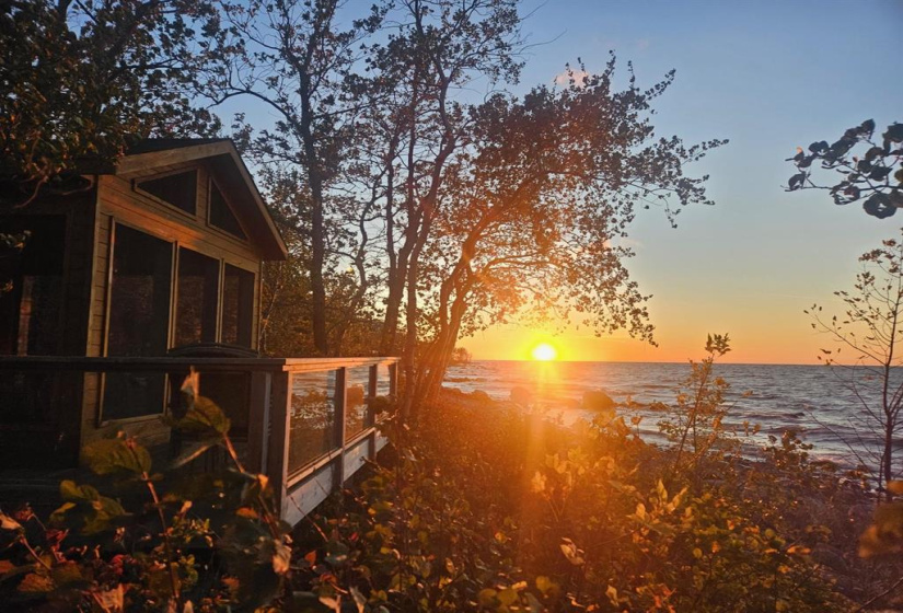 50 Mardrey, 3 Bedrooms Bedrooms, 9 Rooms Rooms,2 BathroomsBathrooms,Residential,For Sale,Mardrey