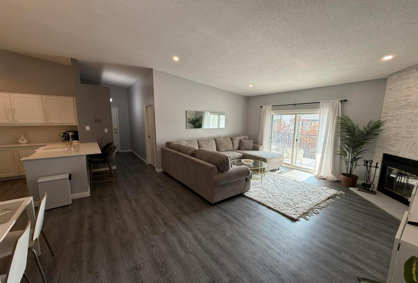 130 Portsmouth, 2 Bedrooms Bedrooms, 8 Rooms Rooms,2 BathroomsBathrooms,Condominium,For Sale,Portsmouth