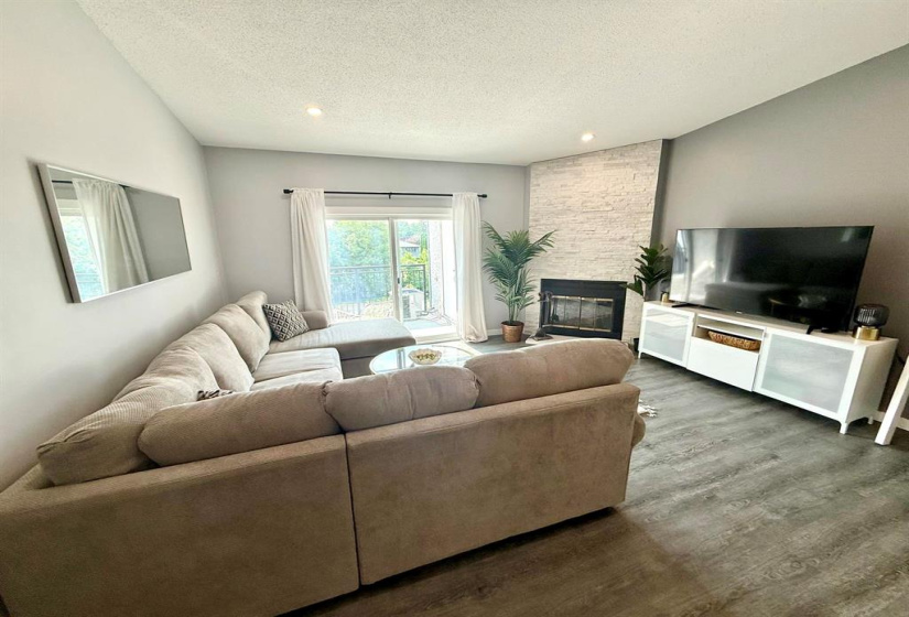 130 Portsmouth, 2 Bedrooms Bedrooms, 8 Rooms Rooms,2 BathroomsBathrooms,Condominium,For Sale,Portsmouth