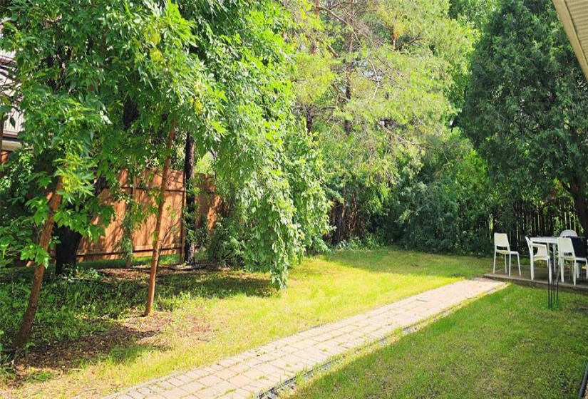 149 Thatcher, 7 Bedrooms Bedrooms, 16 Rooms Rooms,3 BathroomsBathrooms,Residential,For Sale,Thatcher