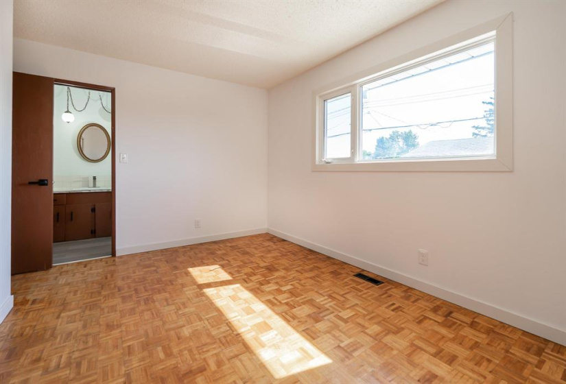 51 Huber, 3 Bedrooms Bedrooms, 11 Rooms Rooms,2 BathroomsBathrooms,Residential,For Sale,Huber
