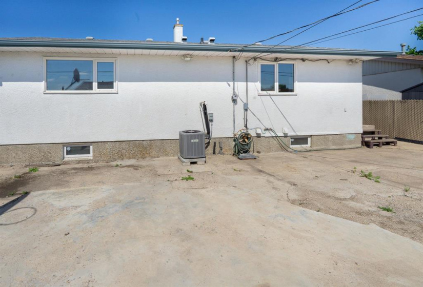 51 Huber, 3 Bedrooms Bedrooms, 11 Rooms Rooms,2 BathroomsBathrooms,Residential,For Sale,Huber