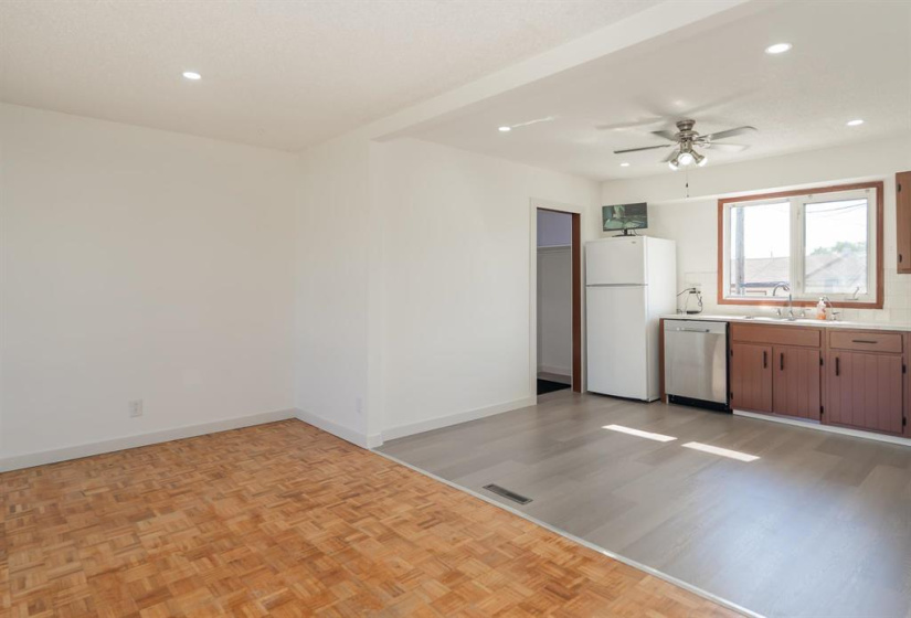51 Huber, 3 Bedrooms Bedrooms, 11 Rooms Rooms,2 BathroomsBathrooms,Residential,For Sale,Huber