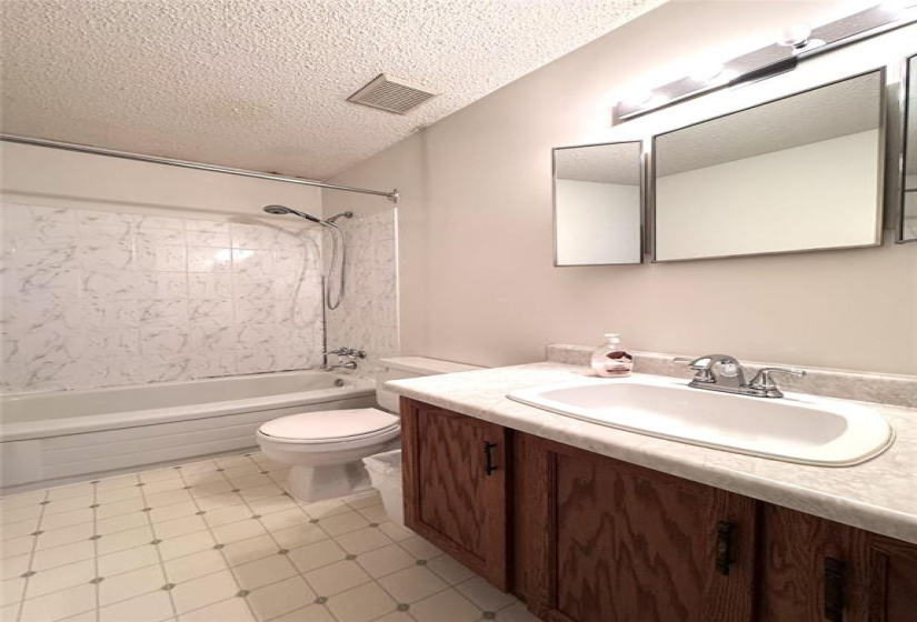 471 Paddington, 4 Bedrooms Bedrooms, 13 Rooms Rooms,2 BathroomsBathrooms,Residential,For Sale,Paddington