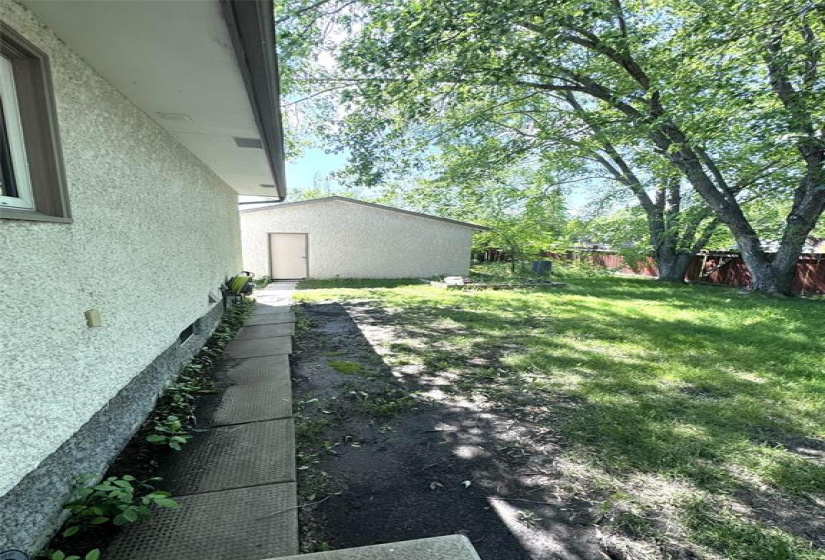 471 Paddington, 4 Bedrooms Bedrooms, 13 Rooms Rooms,2 BathroomsBathrooms,Residential,For Sale,Paddington
