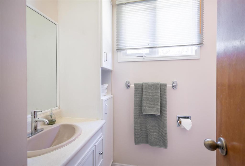 126 Ridley, 4 Bedrooms Bedrooms, 13 Rooms Rooms,1 BathroomBathrooms,Residential,For Sale,Ridley