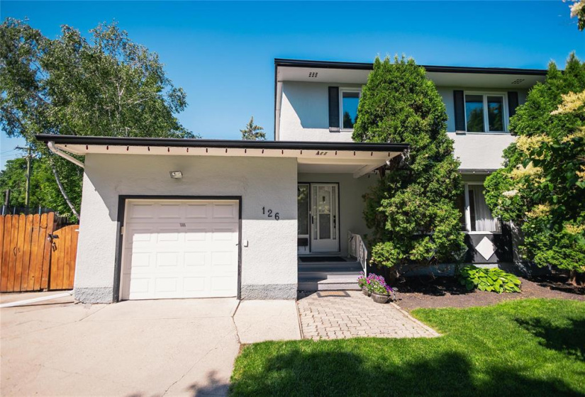 126 Ridley, 4 Bedrooms Bedrooms, 13 Rooms Rooms,1 BathroomBathrooms,Residential,For Sale,Ridley