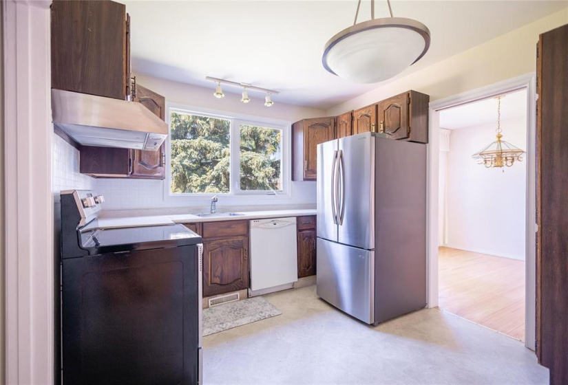 126 Ridley, 4 Bedrooms Bedrooms, 13 Rooms Rooms,1 BathroomBathrooms,Residential,For Sale,Ridley
