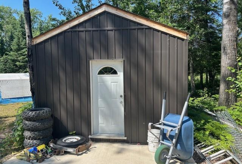 195 Thunder, 4 Bedrooms Bedrooms, 9 Rooms Rooms,1 BathroomBathrooms,Residential,For Sale,Thunder