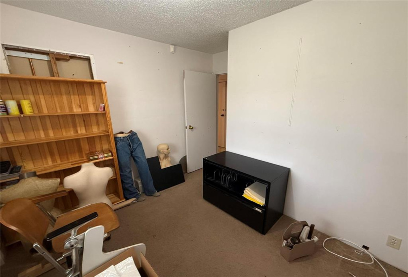 523 St Charles, 2 Bedrooms Bedrooms, 6 Rooms Rooms,1 BathroomBathrooms,Residential,For Sale,St Charles