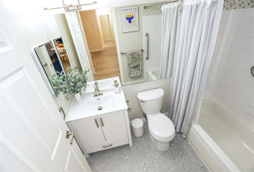 500 CATHCART, 2 Bedrooms Bedrooms, 7 Rooms Rooms,2 BathroomsBathrooms,Condominium,For Sale,CATHCART