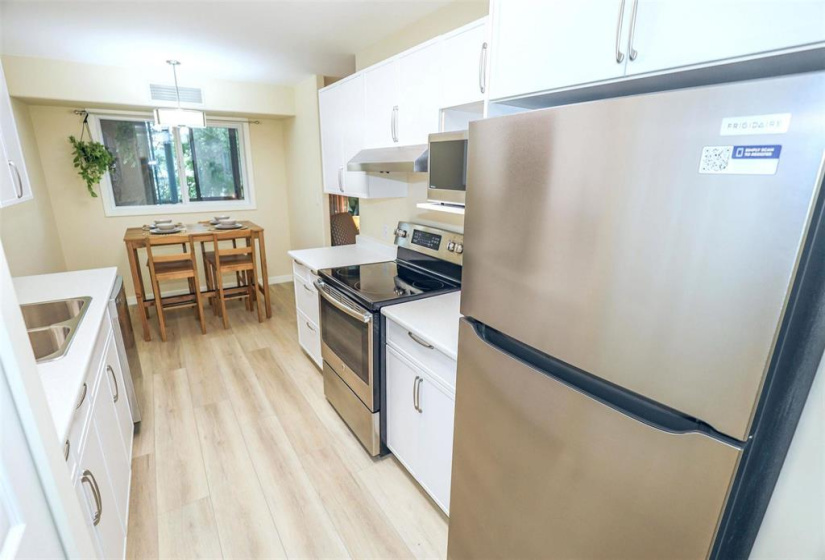 500 CATHCART, 2 Bedrooms Bedrooms, 7 Rooms Rooms,2 BathroomsBathrooms,Condominium,For Sale,CATHCART