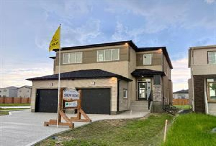 86 Moonlight, 3 Bedrooms Bedrooms, 10 Rooms Rooms,2 BathroomsBathrooms,Residential,For Sale,Moonlight