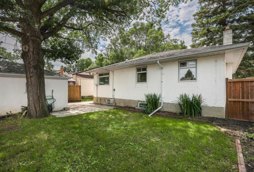 435 Lyle, 3 Bedrooms Bedrooms, 9 Rooms Rooms,1 BathroomBathrooms,Residential,For Sale,Lyle