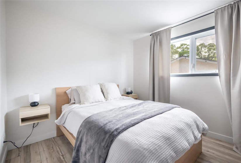 542 Rosseau, 3 Bedrooms Bedrooms, 8 Rooms Rooms,1 BathroomBathrooms,Residential,For Sale,Rosseau