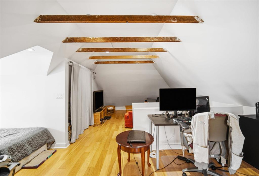 179 Home, 4 Bedrooms Bedrooms, 15 Rooms Rooms,3 BathroomsBathrooms,Residential,For Sale,Home