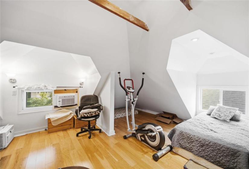 179 Home, 4 Bedrooms Bedrooms, 15 Rooms Rooms,3 BathroomsBathrooms,Residential,For Sale,Home