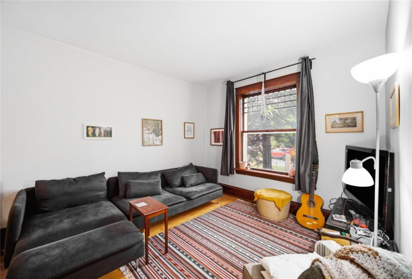 179 Home, 4 Bedrooms Bedrooms, 15 Rooms Rooms,3 BathroomsBathrooms,Residential,For Sale,Home