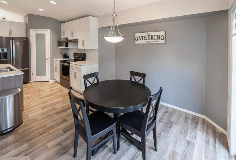 Convenient everyday eating area