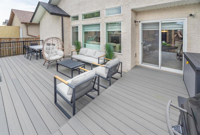 Low maintenance composite deck