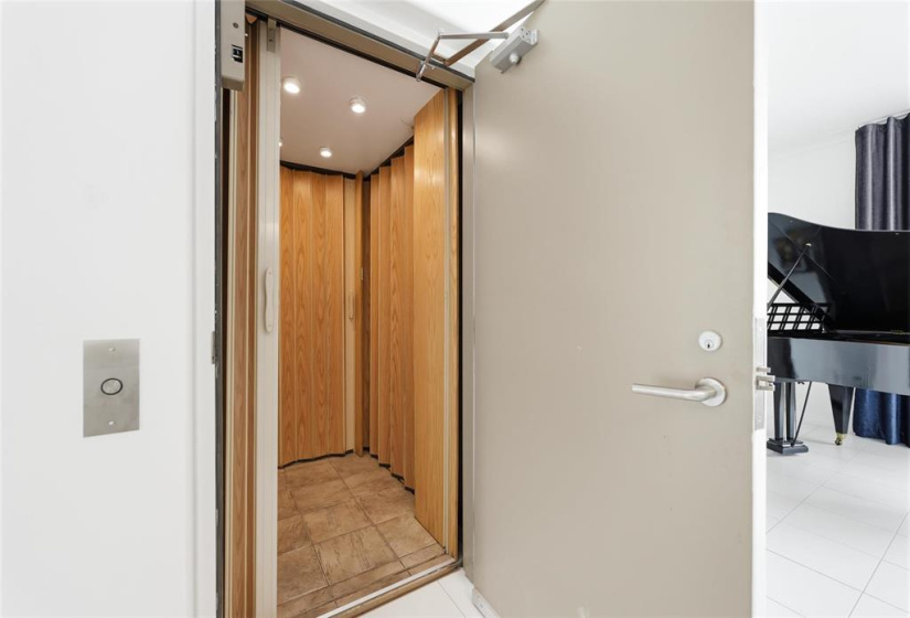 Elevator