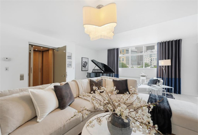 236 WATERFRONT, 1 Bedroom Bedrooms, 8 Rooms Rooms,2 BathroomsBathrooms,Condominium,For Sale,WATERFRONT
