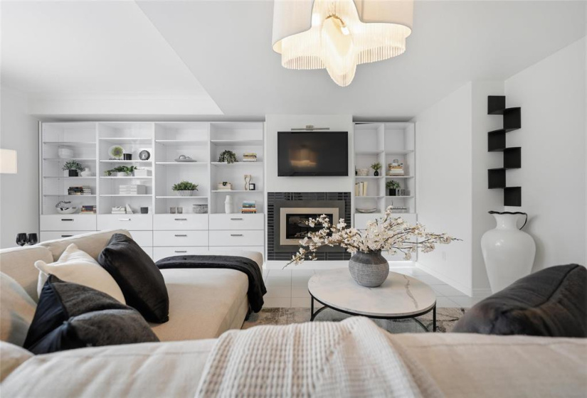 236 WATERFRONT, 1 Bedroom Bedrooms, 8 Rooms Rooms,2 BathroomsBathrooms,Condominium,For Sale,WATERFRONT
