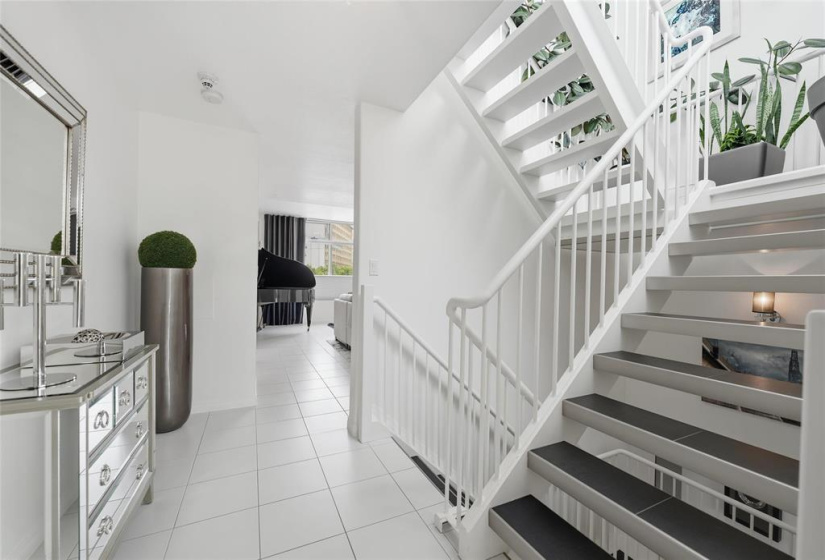 236 WATERFRONT, 1 Bedroom Bedrooms, 8 Rooms Rooms,2 BathroomsBathrooms,Condominium,For Sale,WATERFRONT