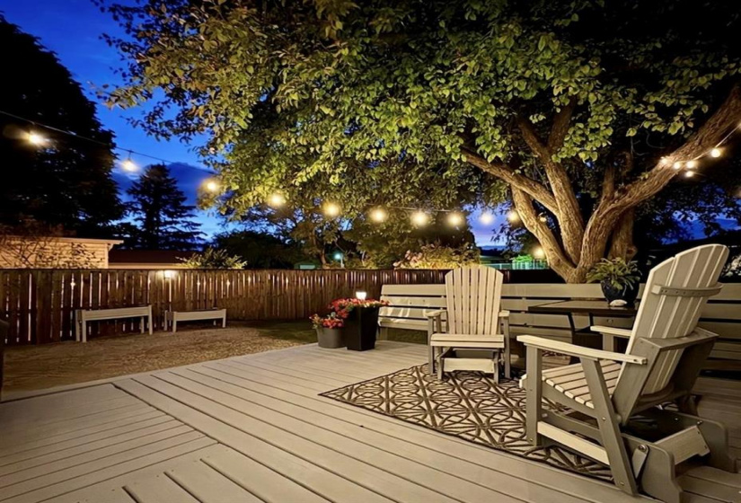 215 Berrisford, 2 Bedrooms Bedrooms, 8 Rooms Rooms,1 BathroomBathrooms,Residential,For Sale,Berrisford