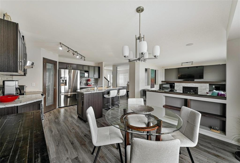 2 Kowalsky, 4 Bedrooms Bedrooms, 13 Rooms Rooms,2 BathroomsBathrooms,Residential,For Sale,Kowalsky