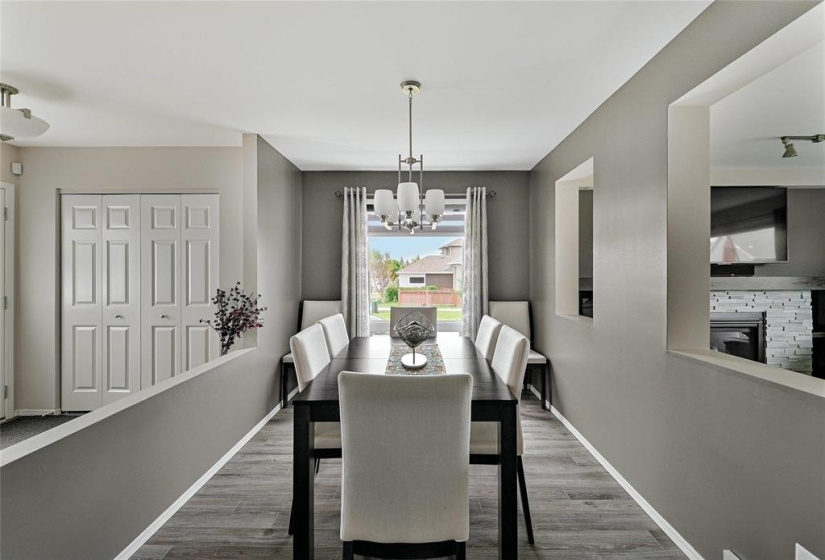 2 Kowalsky, 4 Bedrooms Bedrooms, 13 Rooms Rooms,2 BathroomsBathrooms,Residential,For Sale,Kowalsky