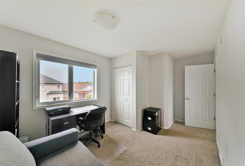 2 Kowalsky, 4 Bedrooms Bedrooms, 13 Rooms Rooms,2 BathroomsBathrooms,Residential,For Sale,Kowalsky
