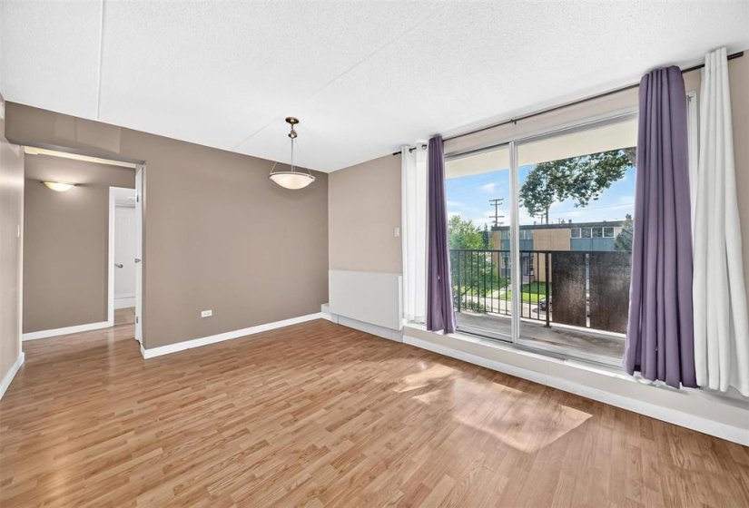 1600 Taylor, 2 Bedroom Bedrooms, 8 Room Rooms,1 BathroomBathrooms,Condominium,For Sale,Taylor,0