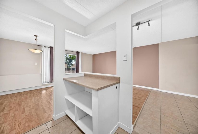 1600 Taylor, 2 Bedroom Bedrooms, 8 Room Rooms,1 BathroomBathrooms,Condominium,For Sale,Taylor,0