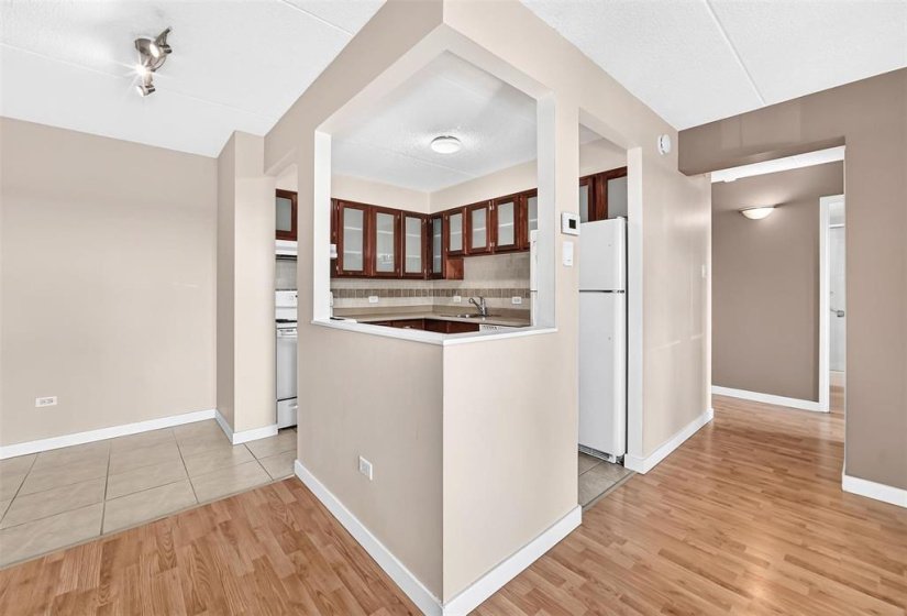 1600 Taylor, 2 Bedroom Bedrooms, 8 Room Rooms,1 BathroomBathrooms,Condominium,For Sale,Taylor,0