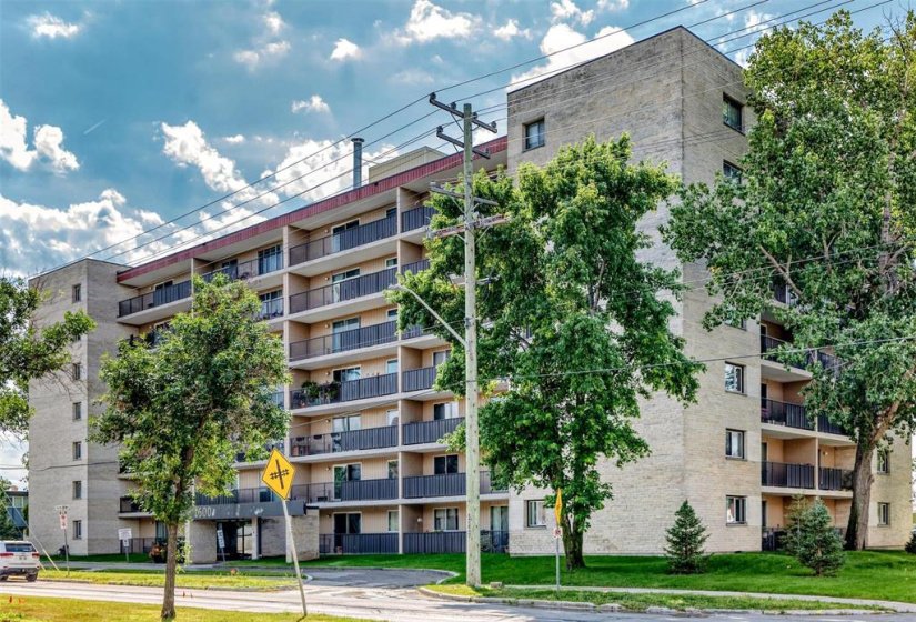 1600 Taylor, 2 Bedroom Bedrooms, 8 Room Rooms,1 BathroomBathrooms,Condominium,For Sale,Taylor,0