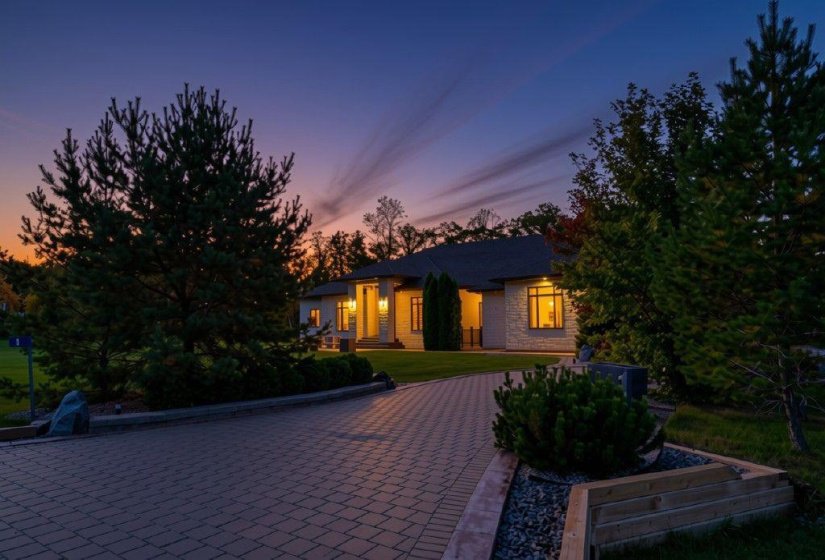 1 River Oak, 5 Bedroom Bedrooms, 22 Room Rooms,5 BathroomBathrooms,Residential,For Sale,River Oak,0