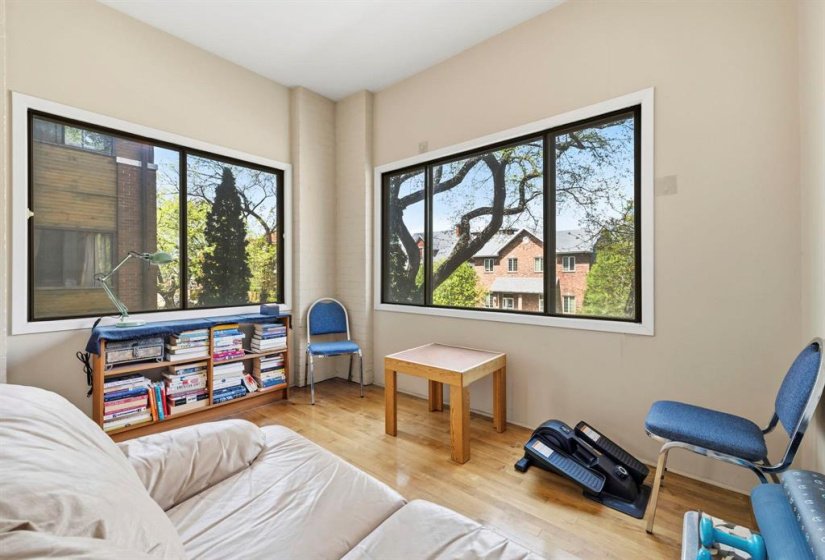 734 Dorchester, 2 Bedroom Bedrooms, 8 Room Rooms,1 BathroomBathrooms,Condominium,For Sale,Dorchester,0