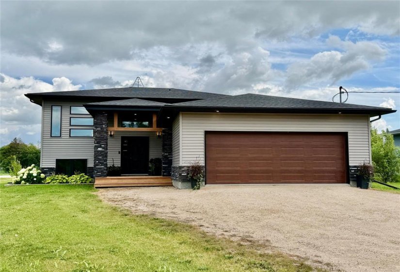 450 George, 3 Bedroom Bedrooms, 11 Room Rooms,3 BathroomBathrooms,Residential,For Sale,George,0