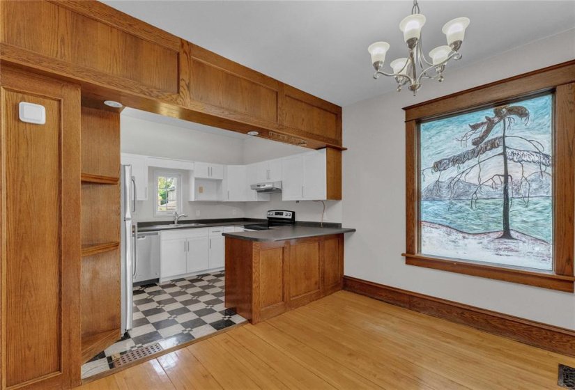 96 Tache, 2 Bedroom Bedrooms, 9 Room Rooms,2 BathroomBathrooms,Residential,For Sale,Tache,0