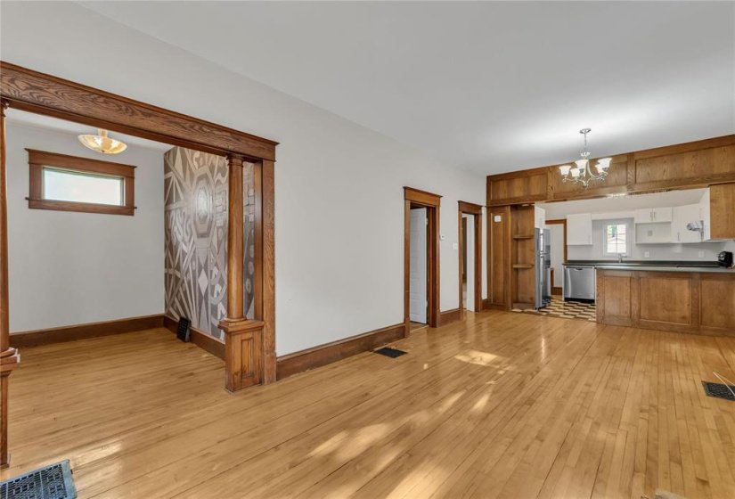 96 Tache, 2 Bedroom Bedrooms, 9 Room Rooms,2 BathroomBathrooms,Residential,For Sale,Tache,0