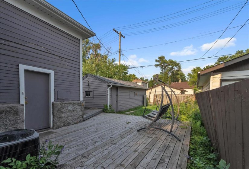96 Tache, 2 Bedroom Bedrooms, 9 Room Rooms,2 BathroomBathrooms,Residential,For Sale,Tache,0