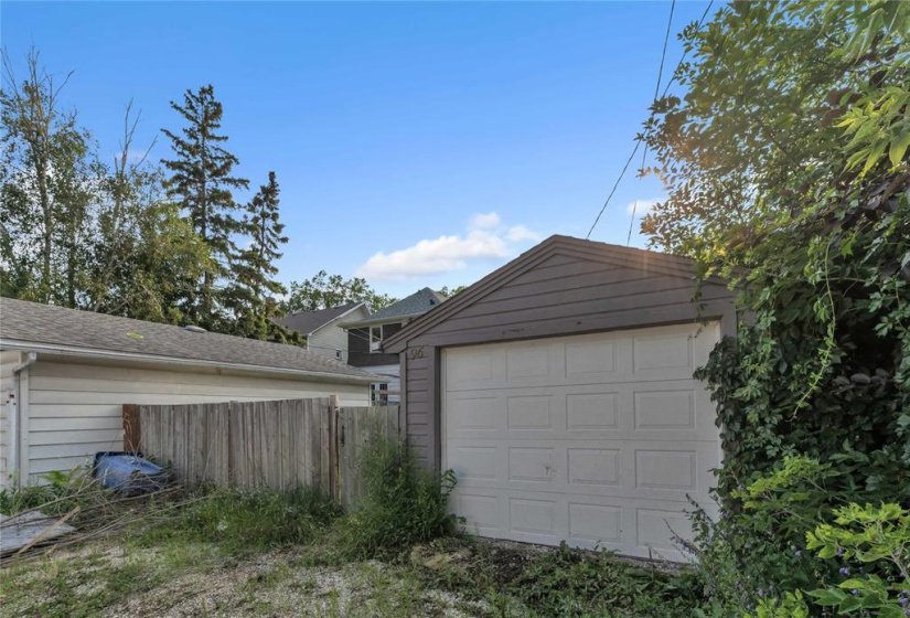 96 Tache, 2 Bedroom Bedrooms, 9 Room Rooms,2 BathroomBathrooms,Residential,For Sale,Tache,0